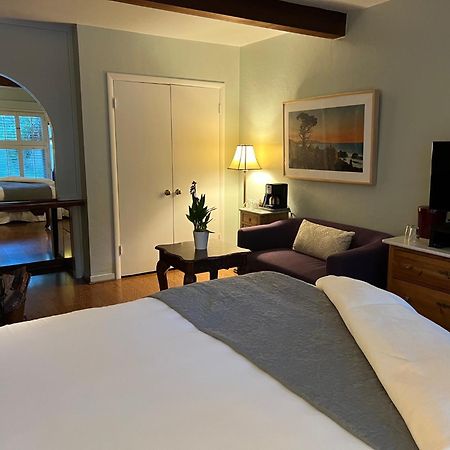 Carmel Garden Inn Eksteriør bilde